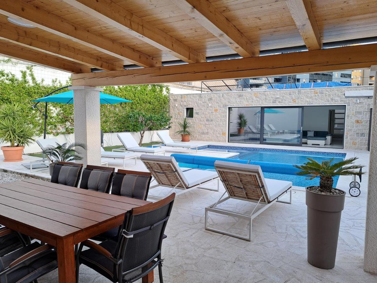 Villa Enjoy Lux In Σπλιτ Εξωτερικό φωτογραφία