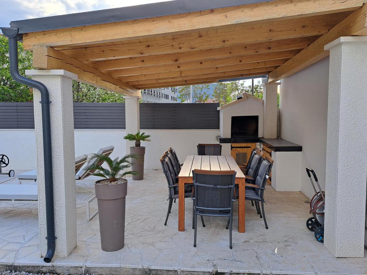 Villa Enjoy Lux In Σπλιτ Εξωτερικό φωτογραφία