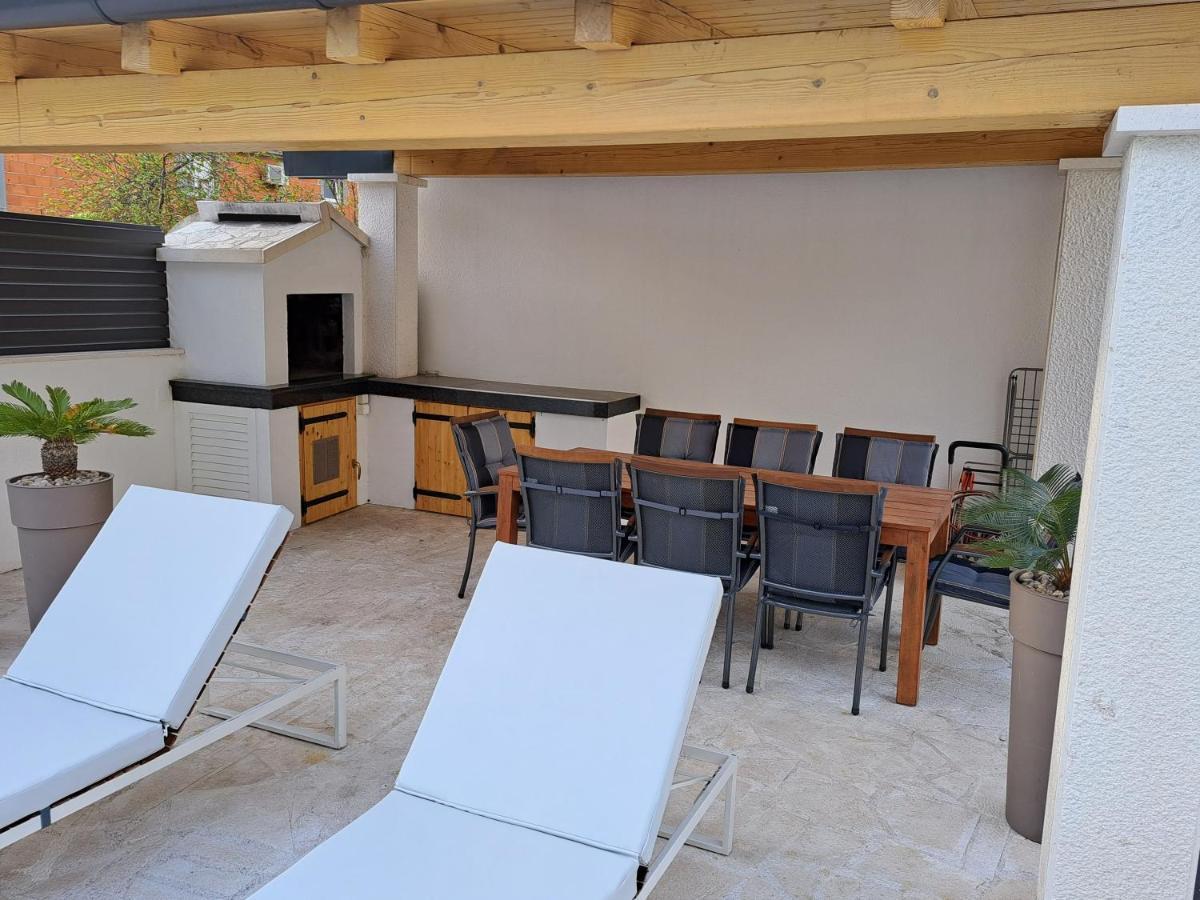 Villa Enjoy Lux In Σπλιτ Εξωτερικό φωτογραφία